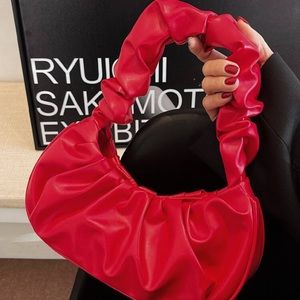 Minimalist Ruched Bag